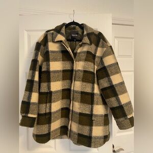 Madewell Shacket in Plaid Size Large